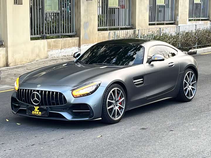 Фото 2 - Mercedes-Benz AMG GT