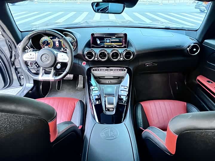 Фото 5 - Mercedes-Benz AMG GT