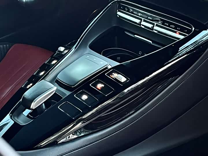 Фото 6 - Mercedes-Benz AMG GT