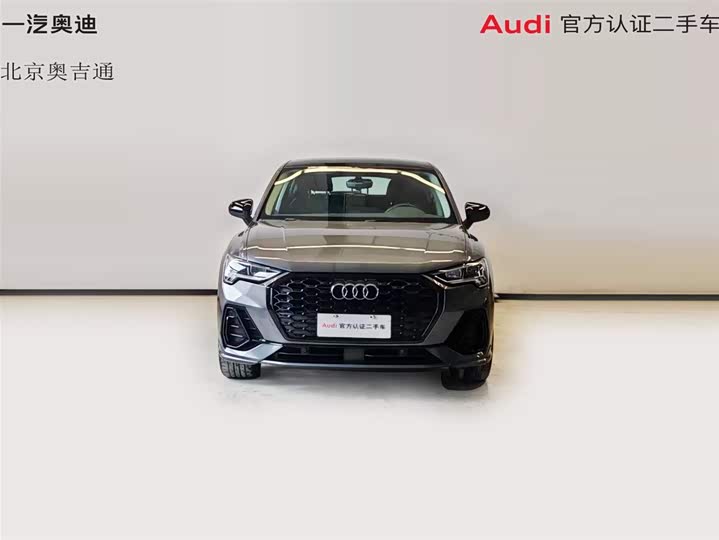 Фото 3 - Audi Q3 Sportback