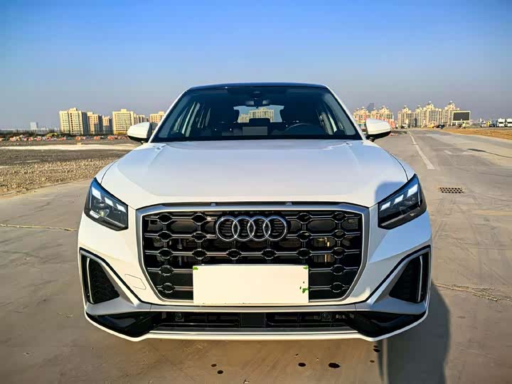 Фото 2 - Audi Q2L