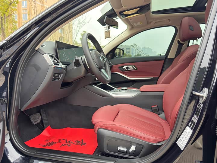 Фото 9 - BMW 3 Series