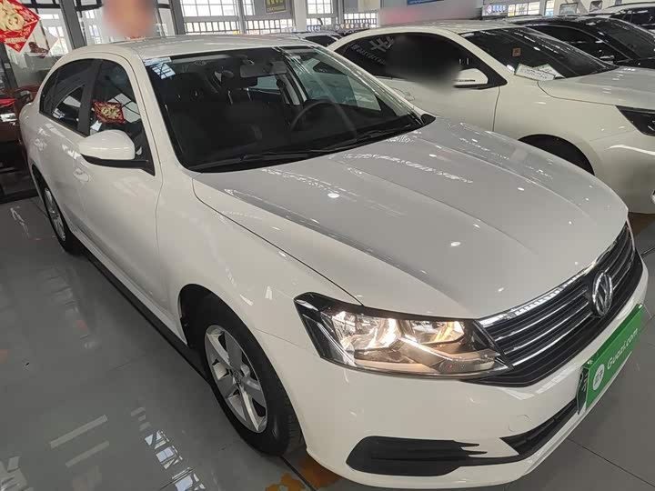 Фото 4 - Volkswagen Lavida