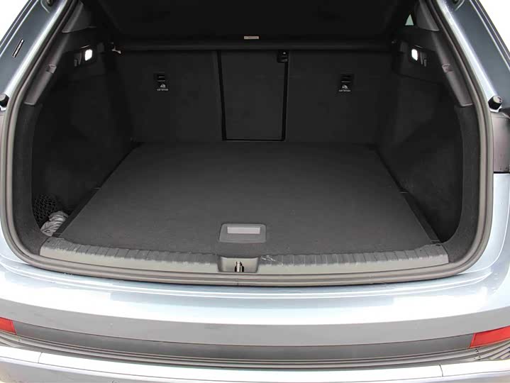 Фото 6 - Audi Q4 e-tron