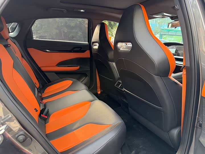 Фото 7 - Changan UNI-V