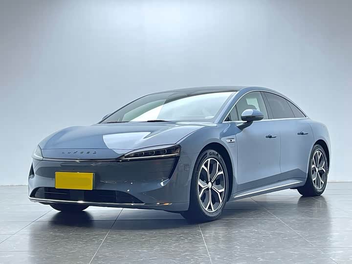 Фото 1 - Luxeed S7