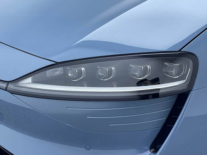 Фото 8 - Luxeed S7