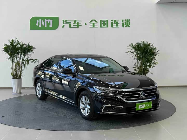 Фото 3 - Volkswagen Passat