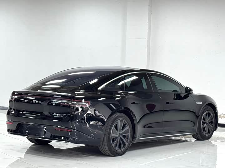 Фото 6 - Luxeed S7