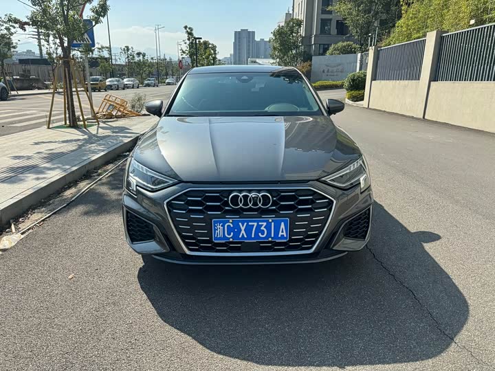Фото 2 - Audi A3