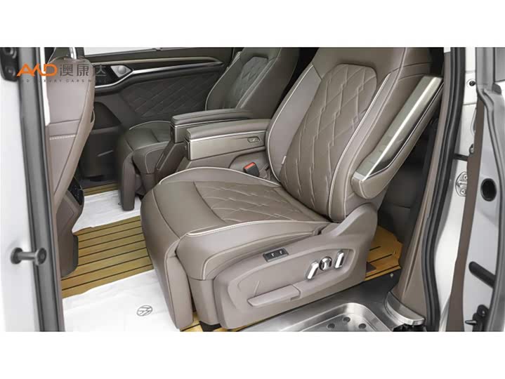 Фото 7 - Volkswagen Viloran