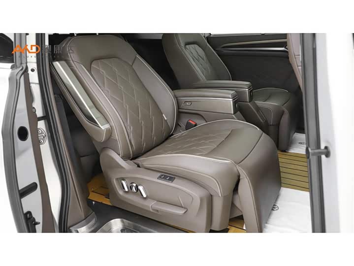 Фото 8 - Volkswagen Viloran