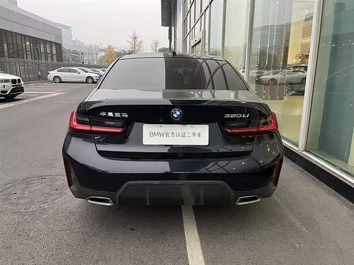 Фото 3 - BMW 3 Series