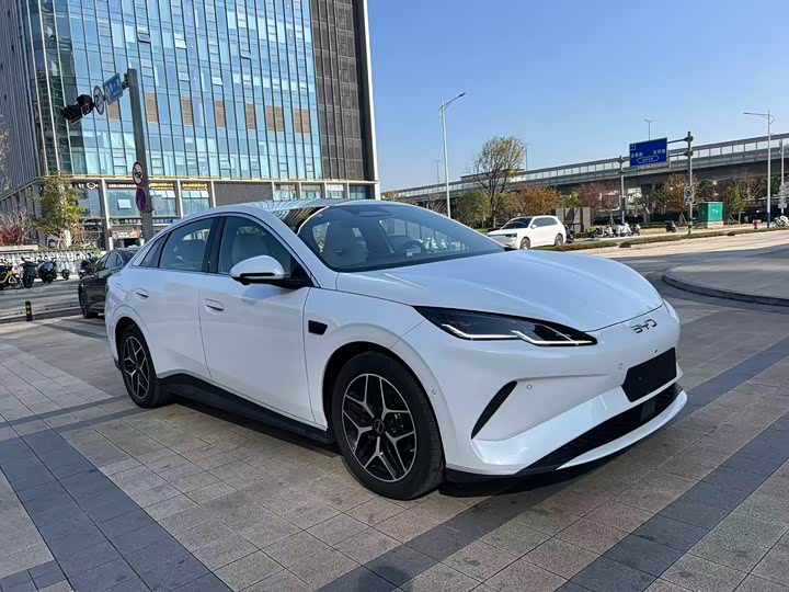 Фото 3 - BYD Seal 06 Hybrid/EV