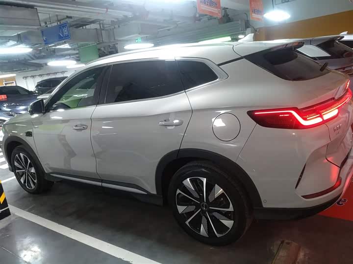 Фото 5 - BYD Song Plus Hybrid/EV