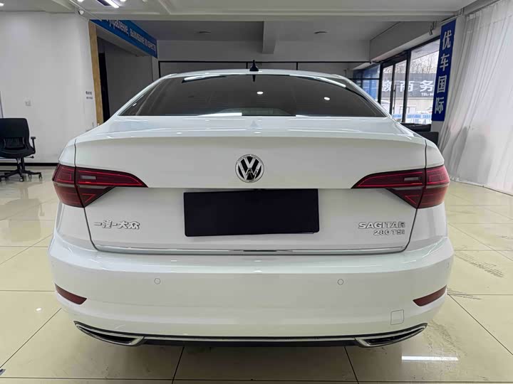 Фото 5 - Volkswagen Sagitar L
