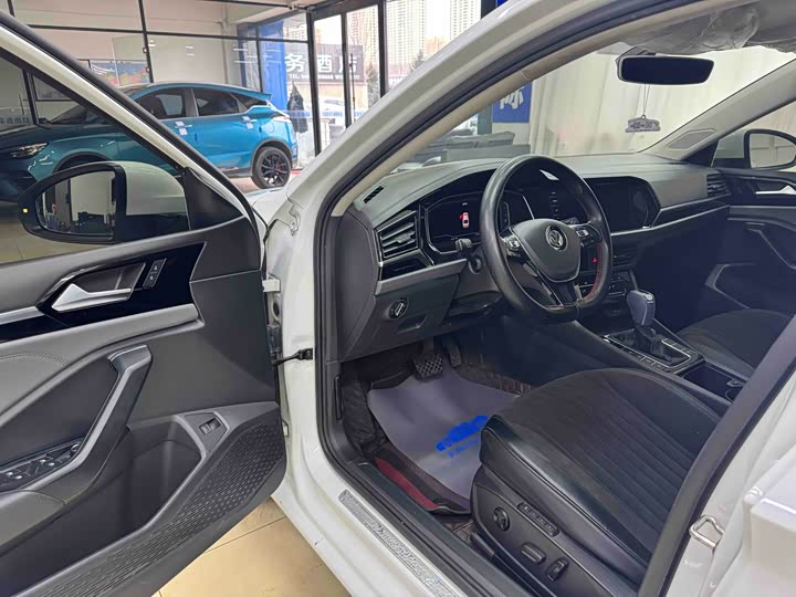 Фото 7 - Volkswagen Sagitar L