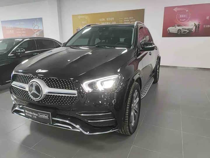 Фото 1 - Mercedes-Benz GLE-Class