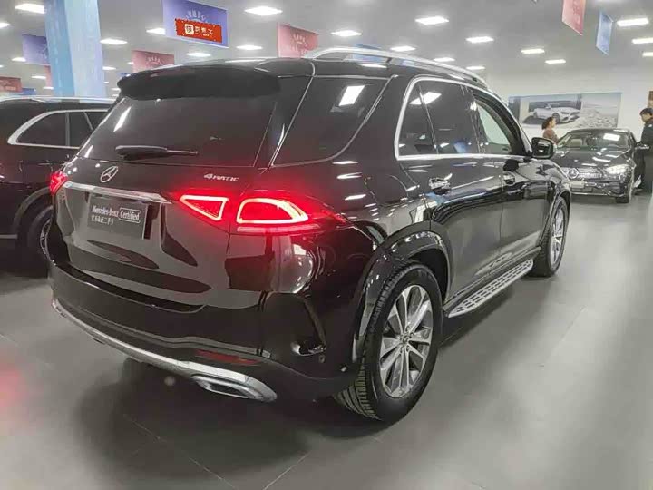 Фото 3 - Mercedes-Benz GLE-Class