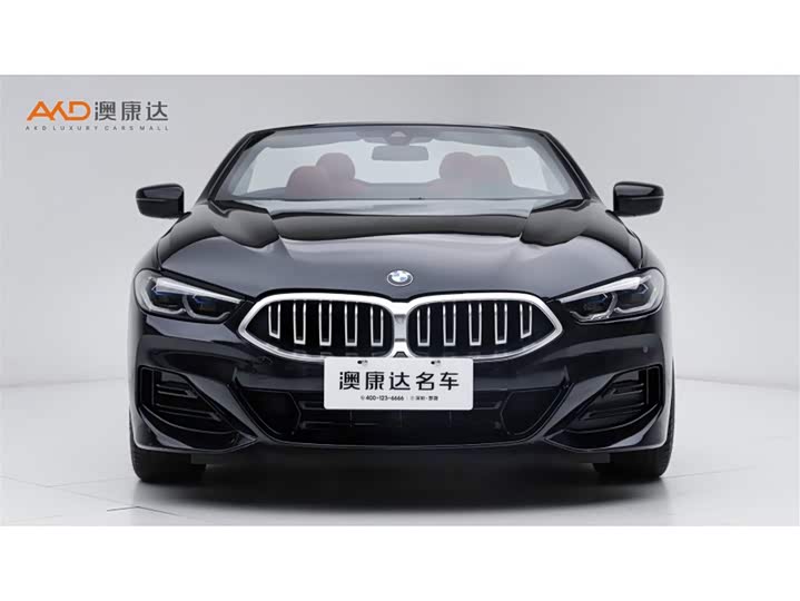 Фото 2 - BMW 8 Series