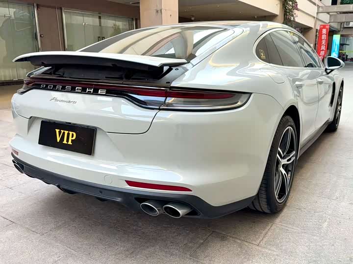Фото 6 - Porsche Panamera
