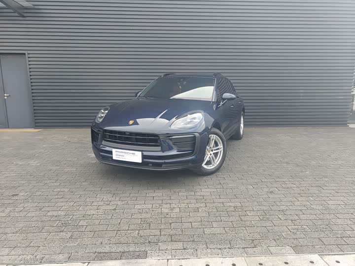 Фото 1 - Porsche Macan