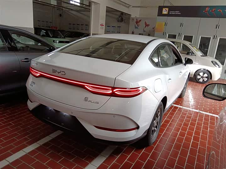 Фото 7 - BYD Qin Plus