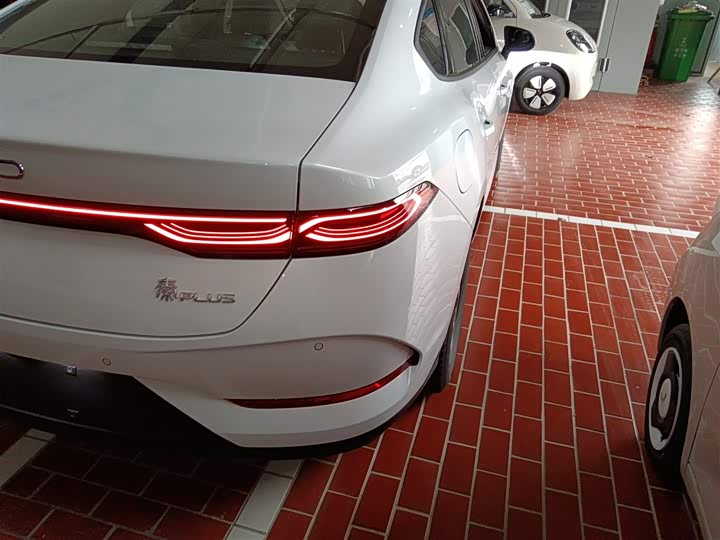 Фото 8 - BYD Qin Plus