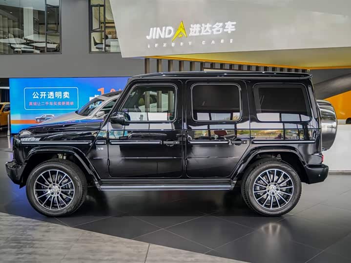 Фото 8 - Mercedes-Benz G-Class