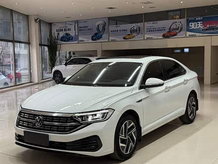 Фото 1 - Volkswagen Sagitar L