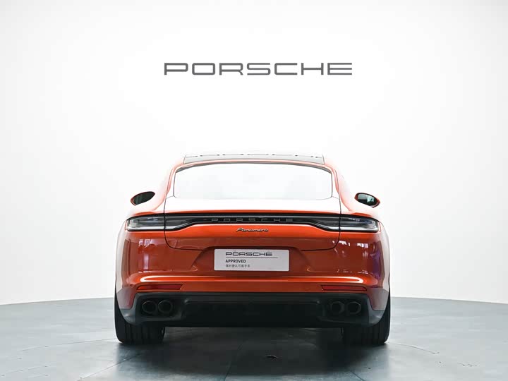 Фото 3 - Porsche Panamera