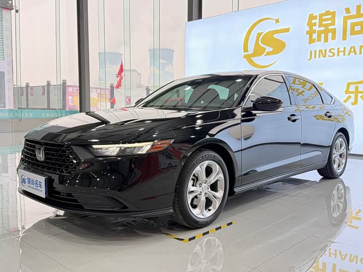 Фото 2 - Honda Accord