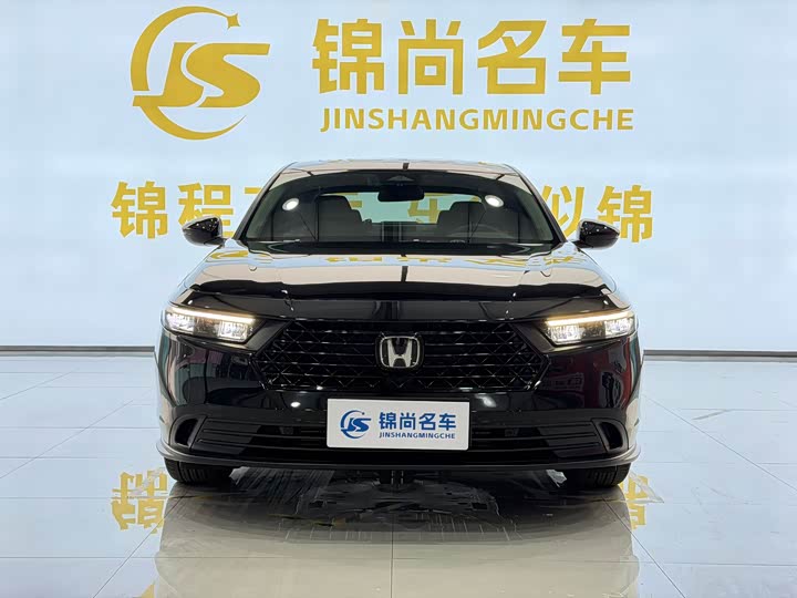 Фото 3 - Honda Accord