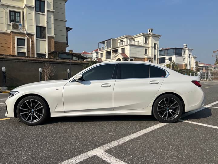 Фото 3 - BMW 3 Series