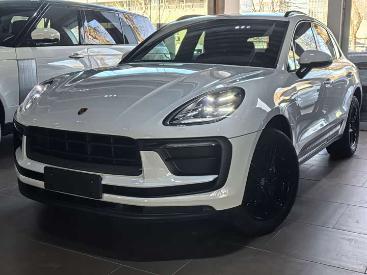 Фото 1 - Porsche Macan