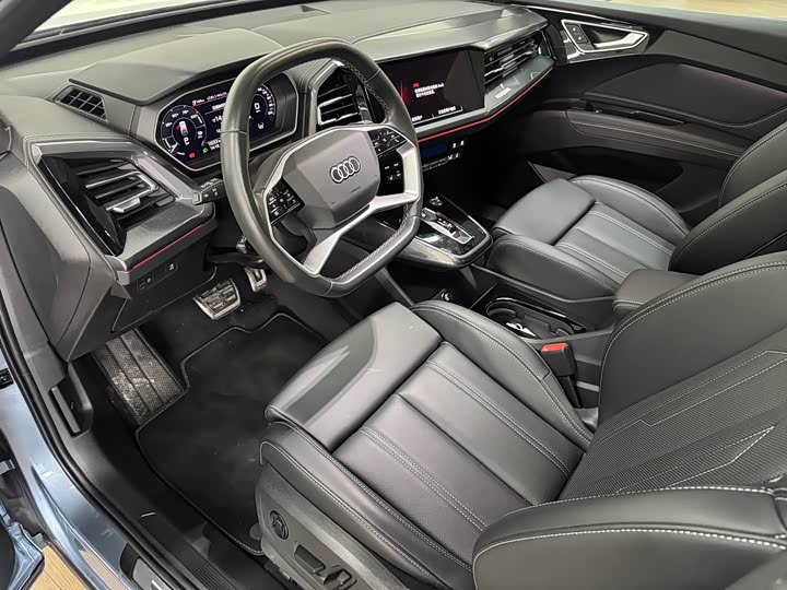 Фото 9 - Audi Q4 e-tron