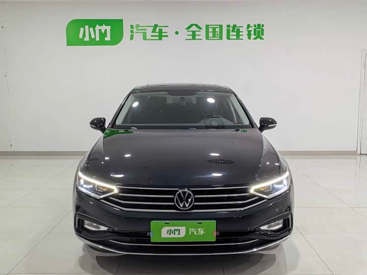 Фото 2 - Volkswagen Magotan