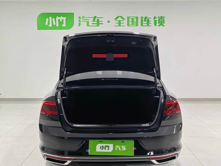 Фото 6 - Volkswagen Magotan