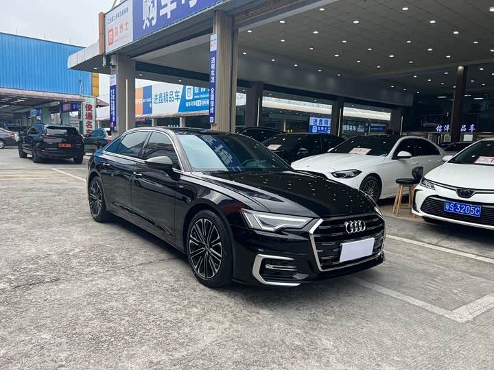 Фото 3 - Audi A6L