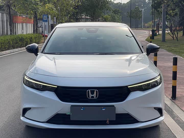 Фото 2 - Honda Integra