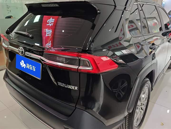 Фото 3 - Toyota Wildlander