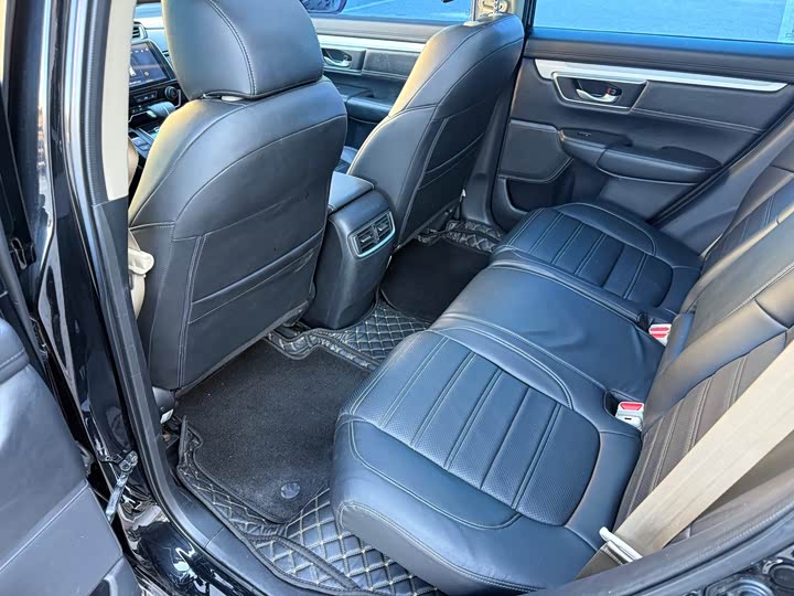 Фото 5 - Honda CR-V