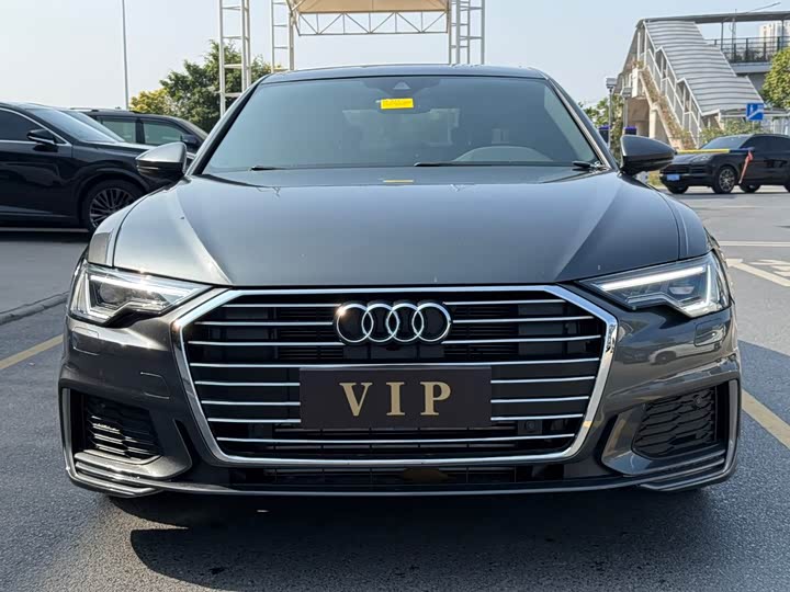 Фото 2 - Audi A6L