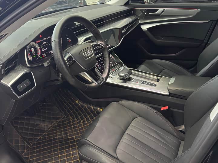 Фото 7 - Audi A6L