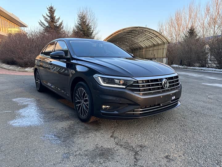 Фото 3 - Volkswagen Sagitar L