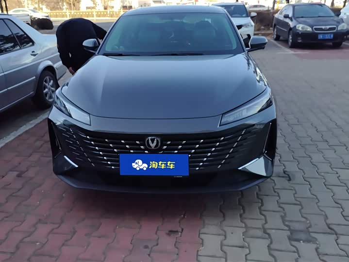 Фото 2 - Changan Eado Plus