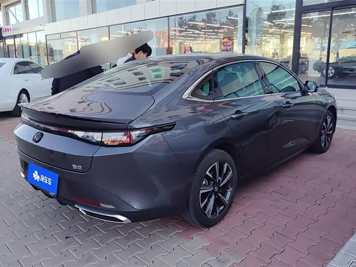 Фото 3 - Changan Eado Plus