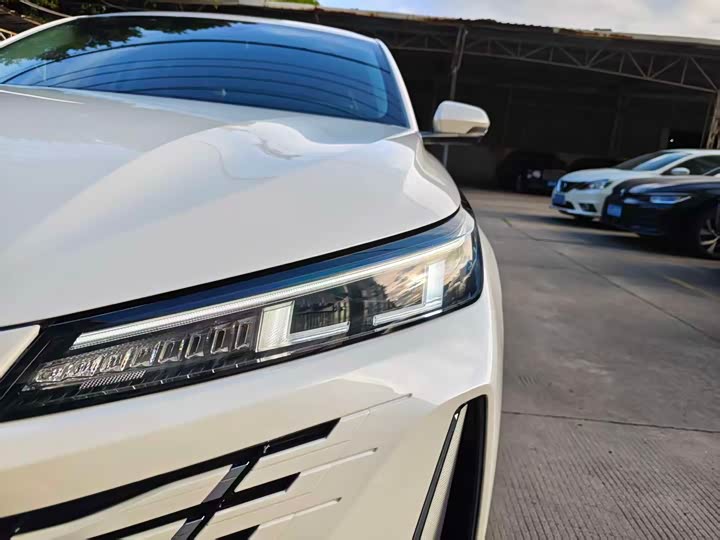 Фото 7 - Changan Eado Plus