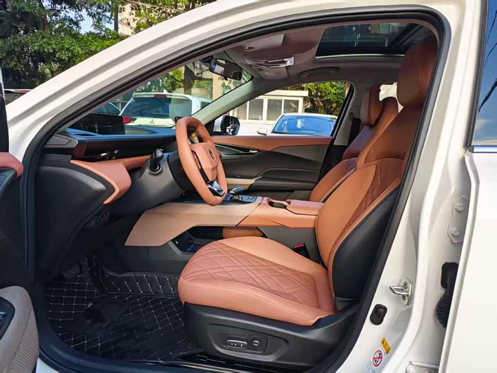 Фото 9 - Changan Eado Plus