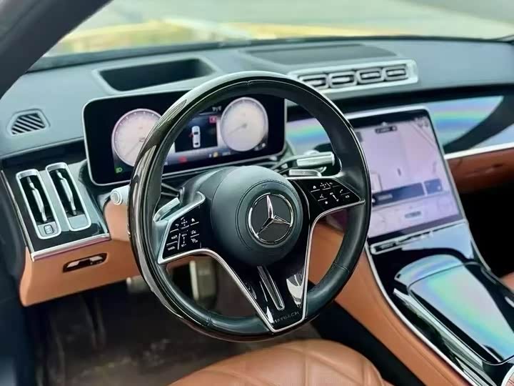 Фото 5 - Mercedes-Benz Maybach S-Class